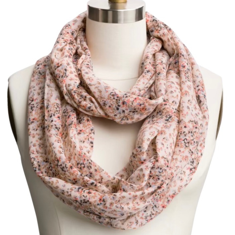 NWT Accessory Collective print infinity scarf
